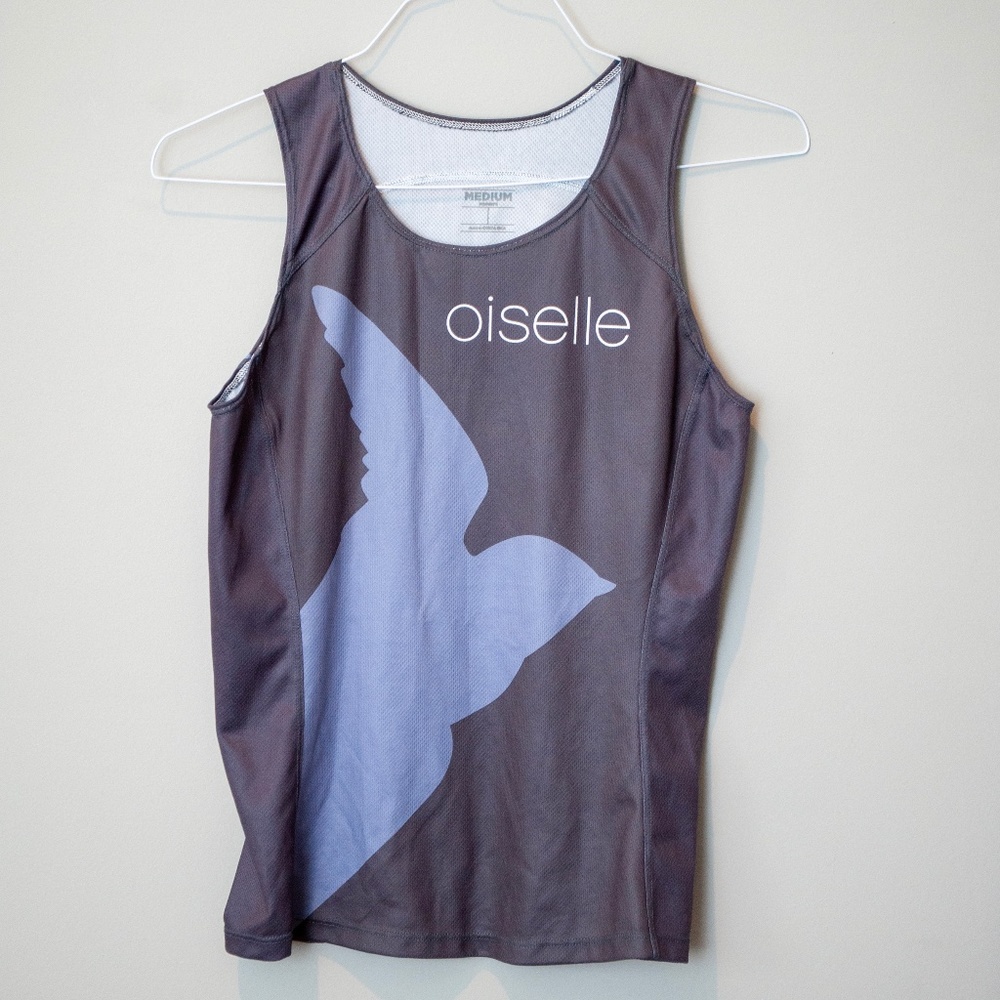 Oiselle running singlet